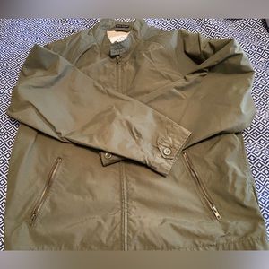 St. John's Bay Men’s XL Green Long Sleeve Water Repellent Nylon Rain Jacket